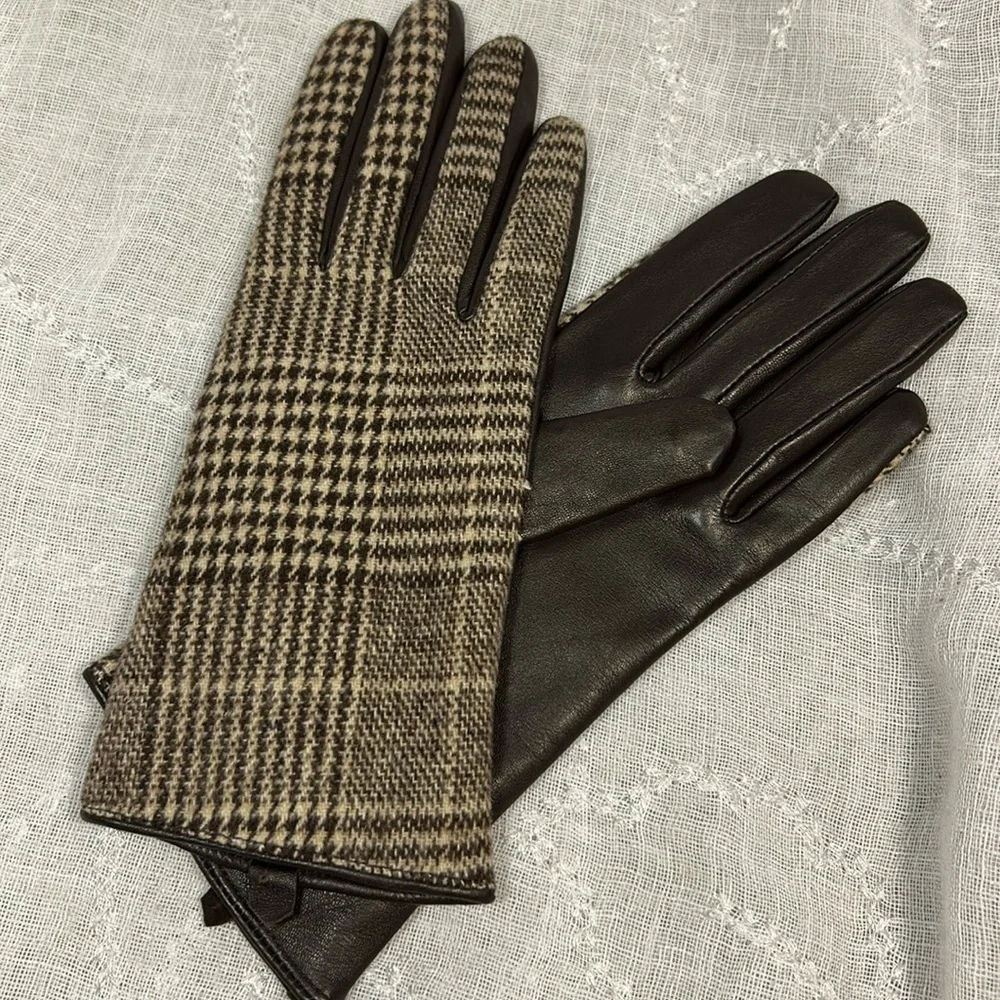 NWOT Merona sheep leather lined gloves